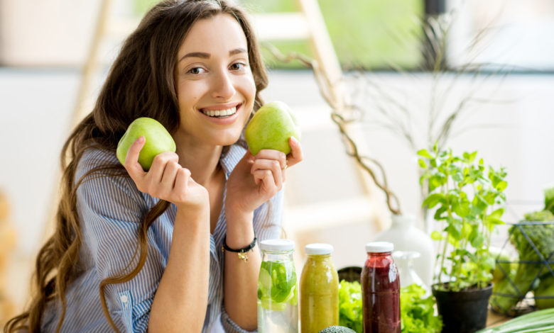 8 increíbles beneficios de las manzanas verdes