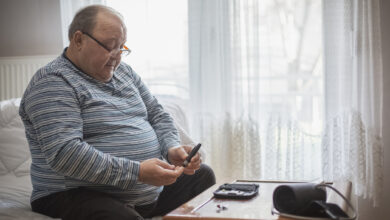 hombre con obesidad y diabetes