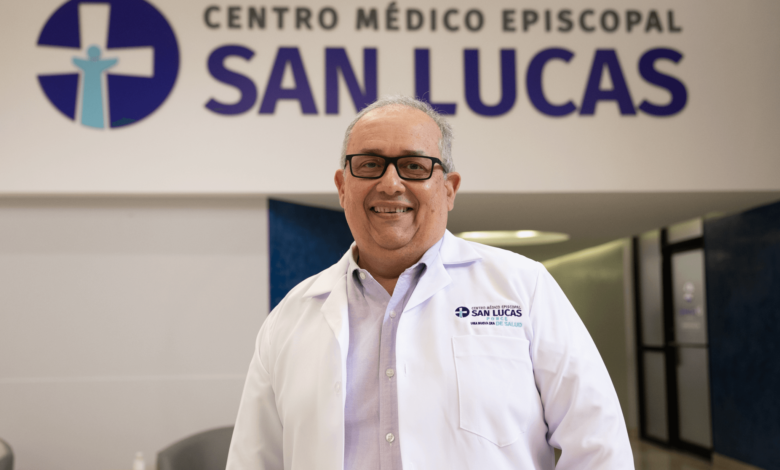 Dr. Iván F. González Cancel