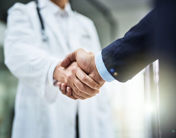 Quigley Eye Specialists se ha asociado con Beraja Medical Institute (BMI) y Douglas Surgery Center