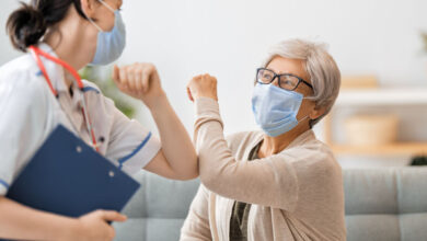 Fundación Nacional del Riñón les insiste a pacientes renales seguir usando la mascarilla y practicando el distanciamiento social