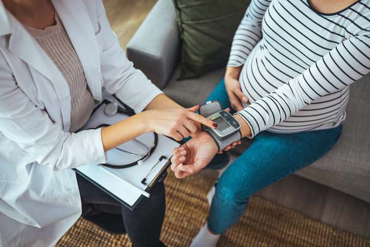 La preeclampsia es una complicación del embarazo potencialmente peligrosa tanto para la mujer embarazada como para el feto.