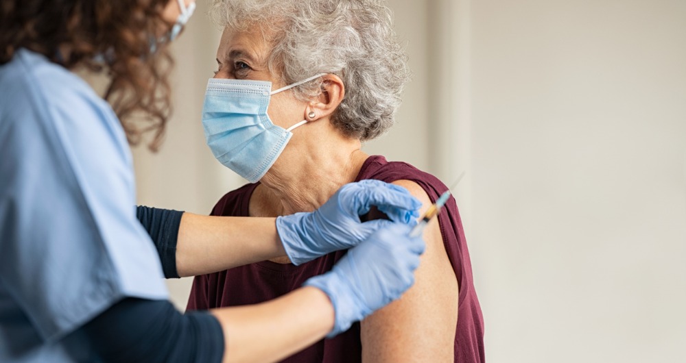 Enfermeros vacunarán sin orden medica