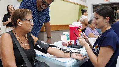 Entre las especialidades que participaron se encuentran: medicina interna, dermatología, ginecología, neumología, nefrología, m entre otras.