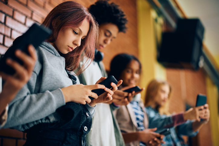 ¿Adiós a las llamadas? La generación que prefiere el silencio del teléfono