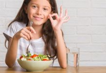 Alimentación pobre afecta el desarrollo de las niñas