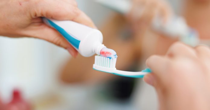 Prohibición de pasta de dientes