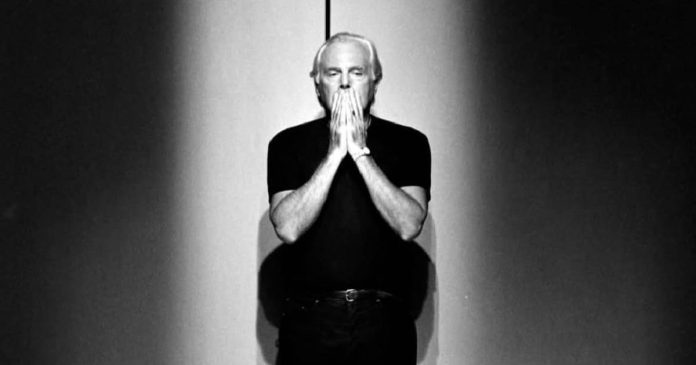 Tras un comunicado emitido este jueves 4 de septiembre por Armani Group, se anunció el fallecimiento de Giorgio Armani a sus 91 años en Milán.