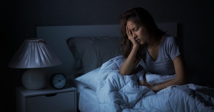 Los trastornos digestivos y los problemas de sueño forman un círculo que se alimenta mutuamente: si el estómago no está bien, el descanso se resiente