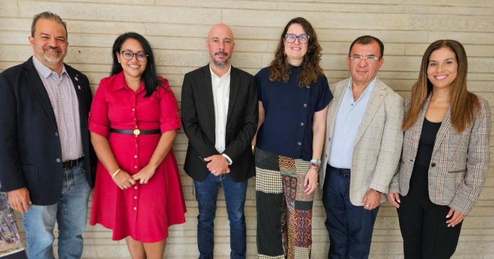 Recinto de Ciencias Médicas celebró seminario “Medioambiente, Cáncer y Microbioma: Perspectivas Interdisciplinarias desde Puerto Rico”.