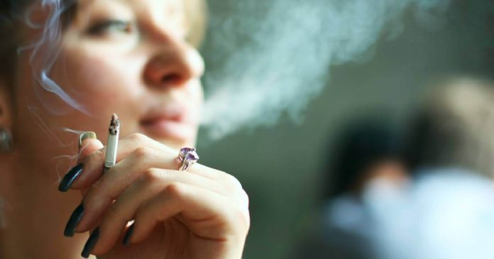 Se presentó el miércoles 3 de diciembre el webinar sobre “Mujeres y tabaco: una historia de riesgos para la salud y desigualdades sociales”.