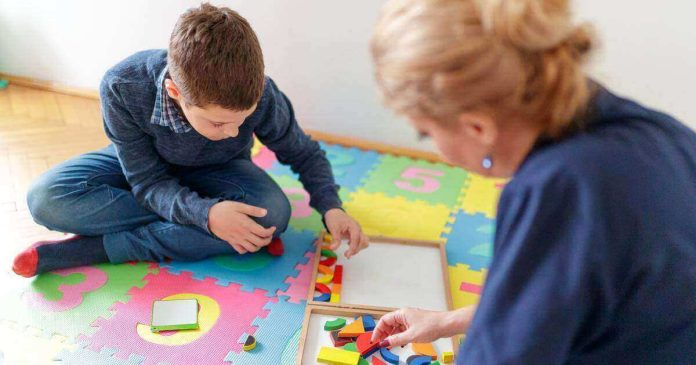 Muchos médicos pasan por alto un síntoma común del autismo