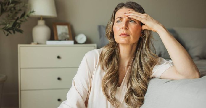 La menopausia es un periodo fisiológico inevitable en la vida de las mujeres, el cual está condicionado por cambios hormonales.