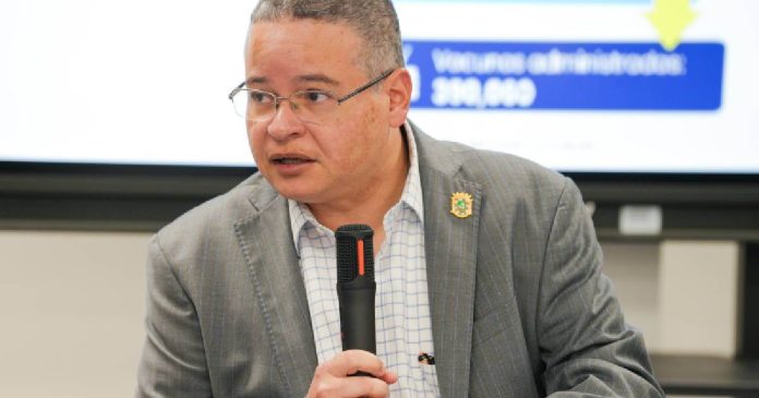El secretario del Departamento de Salud, el Dr. Víctor M. Ramos Otero dio a conocer el la actualización sobre la situación de influenza en PR.