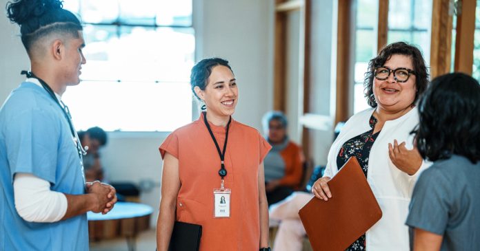 Puerto Rico impulsa estudio para fortalecer el rol de los promotores de salud comunitaria