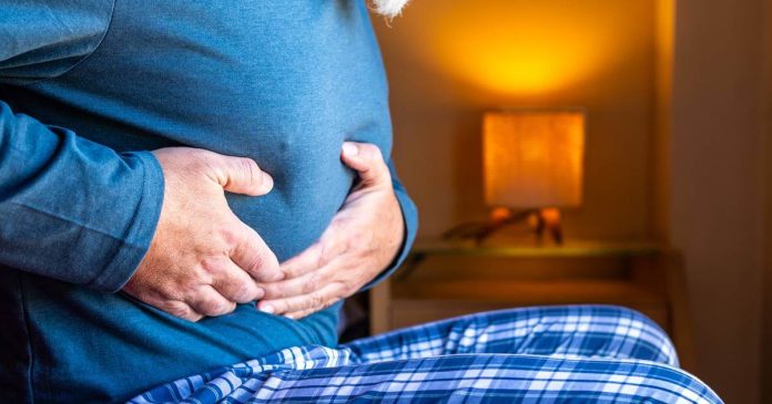La enfermedad inflamatoria del intestino puede presentar una amplia gama de manifestaciones extraintestinales, como en la afectación hepática.