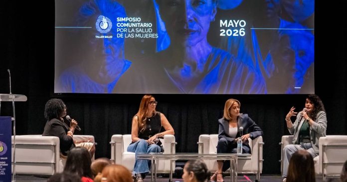 Aida Judith Edwards, promotora de salud comunitaria de Taller Salud_ Bárbara J. Figueroa, periodista_ Aixa Vázquez, periodista ancla_ y Lourdes Quiñones, doctora en Naturopatía e integrante del c