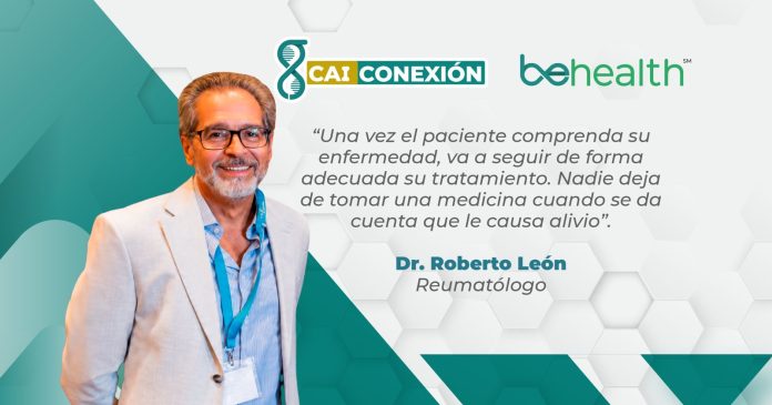 El Dr. Roberto León, reumatólogo, explicó el impacto de la adherencia al tratamiento en la vida de los pacientes con artritis reumatoide.