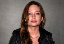 Meningitis: la enfermedad detrás de la muerte de Daveigh Chase Daveigh Chase murió a los 35 años: qué es la meningitis, la enfermedad que apagó la voz de Lilo y la estrella de El Aro