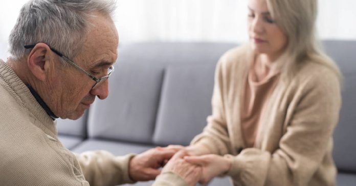 “Respiro a los Cuidadores” una iniciativa que tiene el objetivo de ofrecer formación, talleres y herramientas prácticas a familiares.