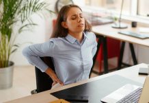 Riesgos de permanecer sentado: el sedentarismo estaría asociado con cáncer El sedentarismo es un factor de riesgo para el desarrollo de diversas condiciones, como la obesidad, diabetes, cardiovasculares y cardíacos.