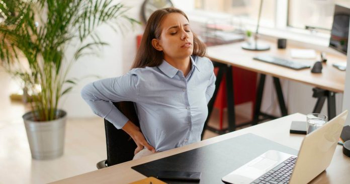 El sedentarismo es un factor de riesgo para el desarrollo de diversas condiciones, como la obesidad, diabetes, cardiovasculares y cardíacos.