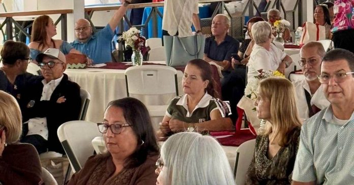 100 pacientes trasplantados, acompañados por sus familiares y donantes, personas en espera de un órgano llegaron al municipio de Orocovis.