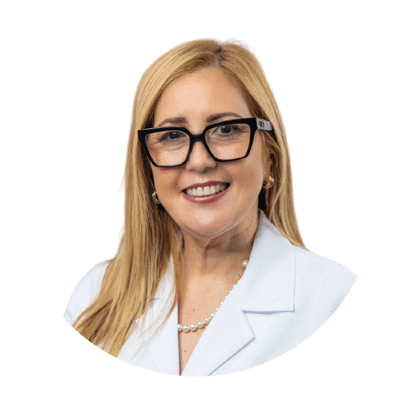 <div class="hora-video-agenda">    11:00 a.m. </div>   <div class="titulo-video-agenda"> Tratamiento médico y terapéutico de la enfermedad <br> arterial periférica  </div>     <div class="info-video-agenda">    </div>    <div class="nombre-video-agenda">      Dra. María Valentín<br /> Médico Internista y Directora de Educación Médica <br /> Graduada del Centro Médico Episcopal San Lucas  </div>