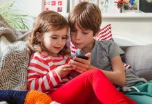 El desmesurado tiempo dedicado a las pantallas afecta al desarrollo psicológico y capacidad de aprendizaje de los menores.